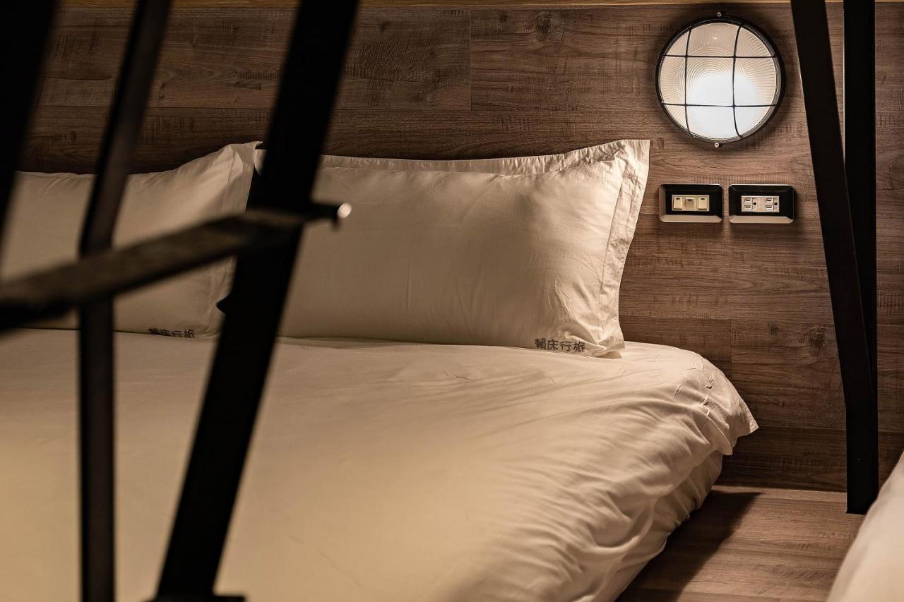 Sleeping Inn Hualien Extérieur photo